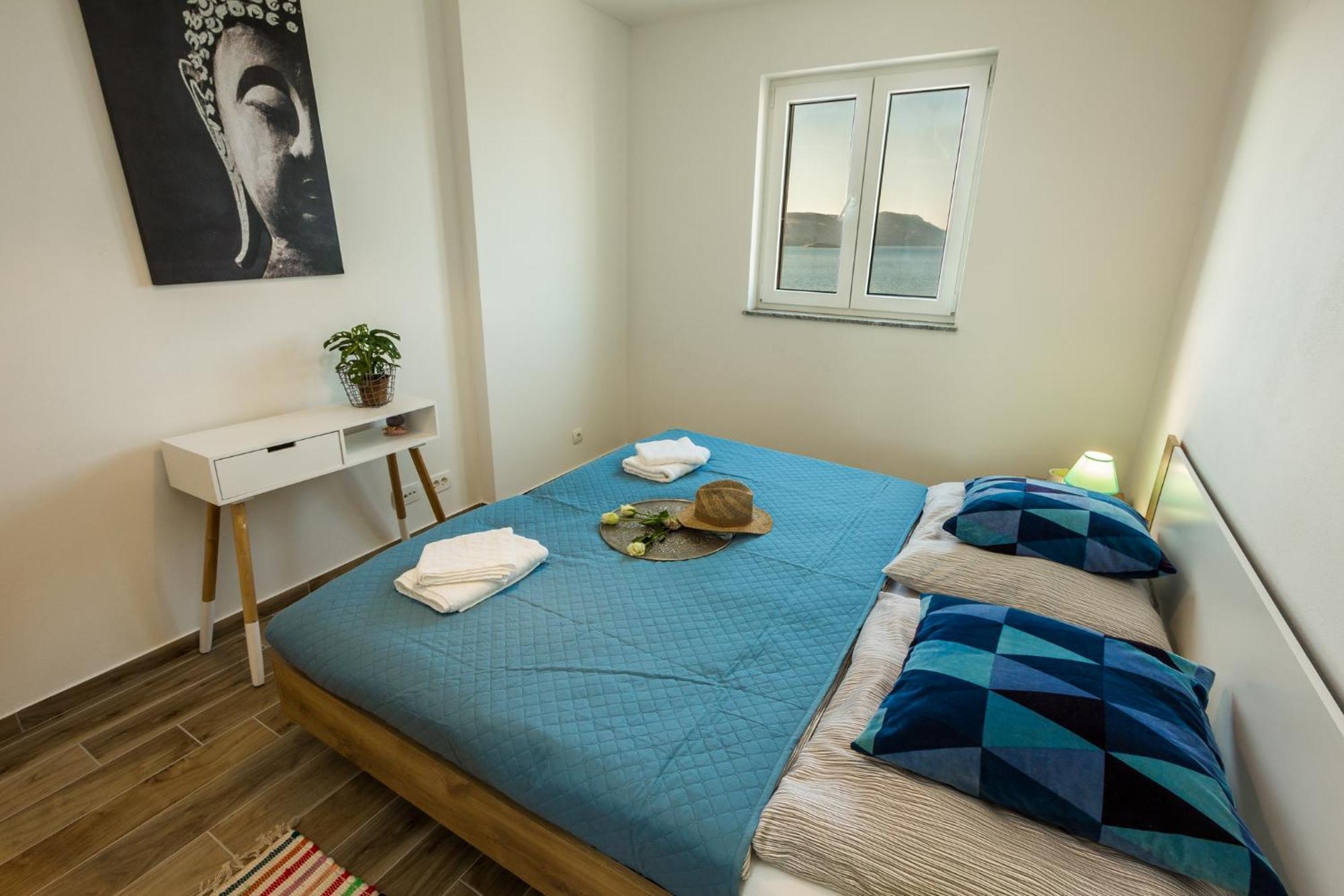 2Bfree Apartments Stinica Luaran gambar