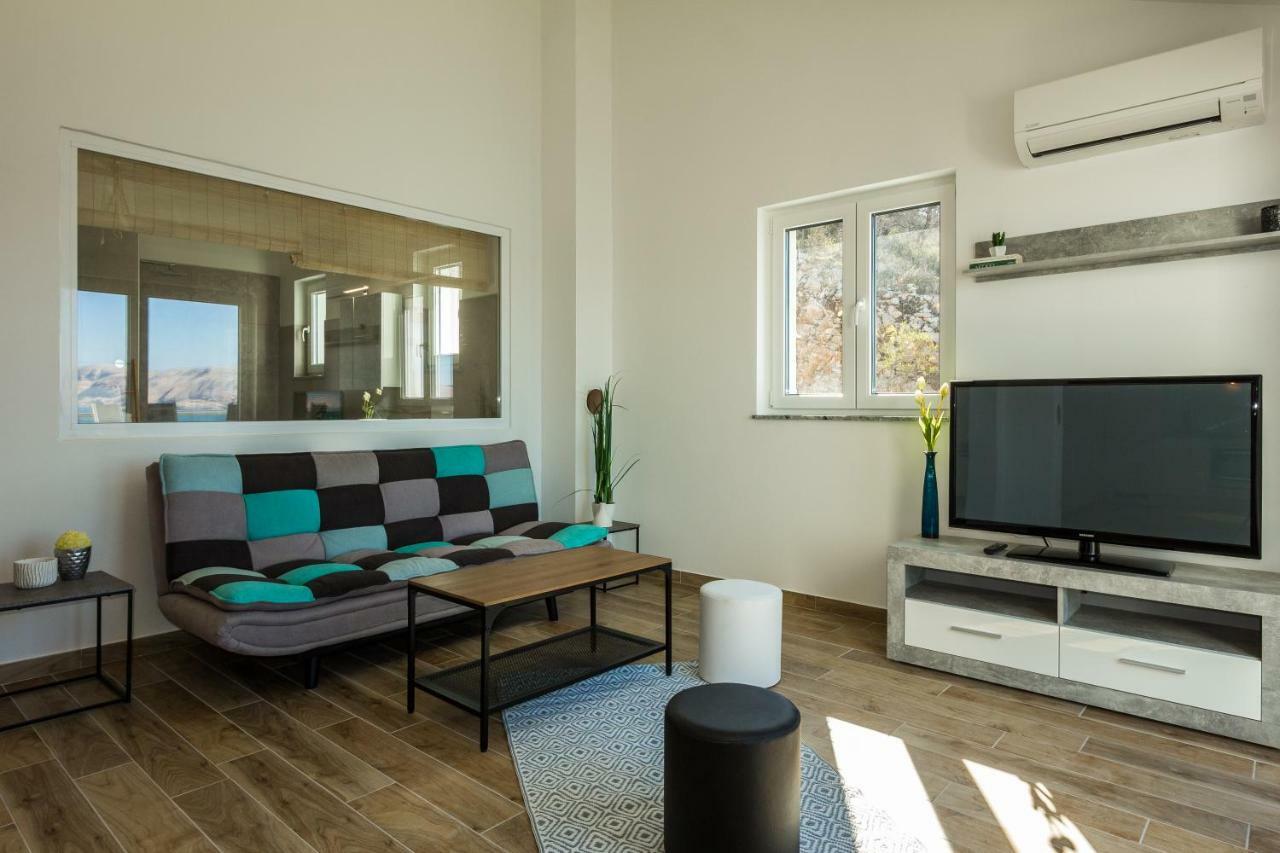2Bfree Apartments Stinica Luaran gambar