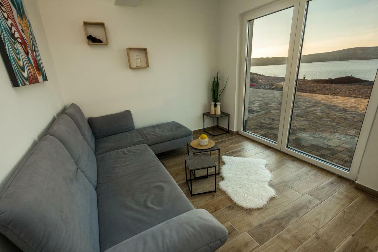 2Bfree Apartments Stinica Luaran gambar